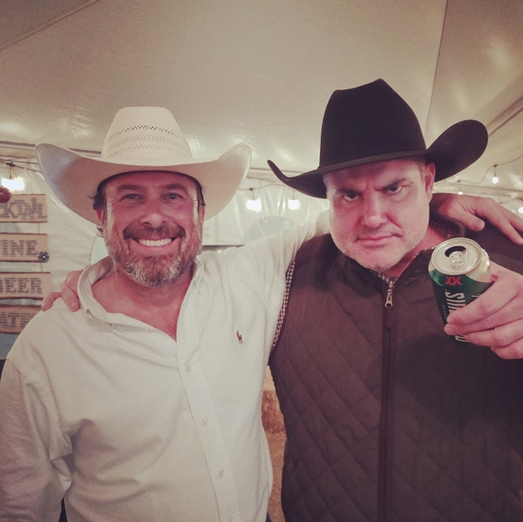 Meet your Posher, Clint - Picture 2 of 3